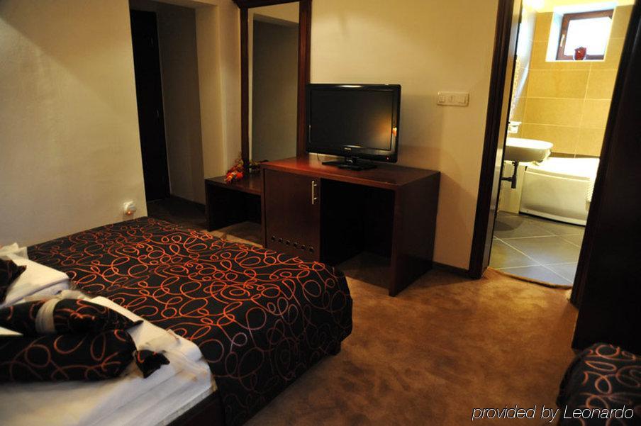 Hotel Alem Сараево Стая снимка